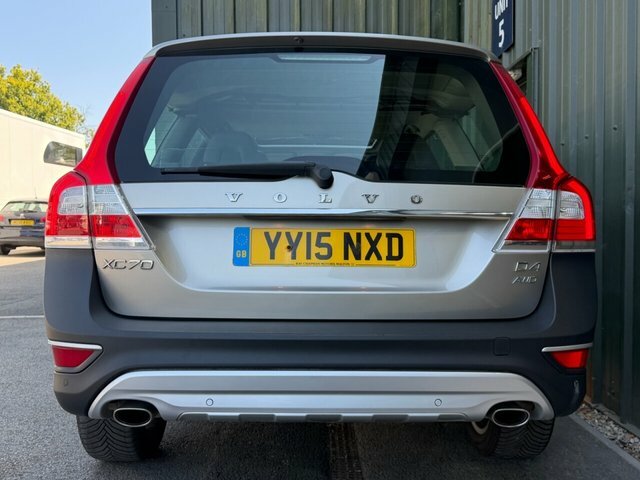 Volvo XC70 2.4 D5 Se Lux Estate Geartronic Awd Eur Black #7