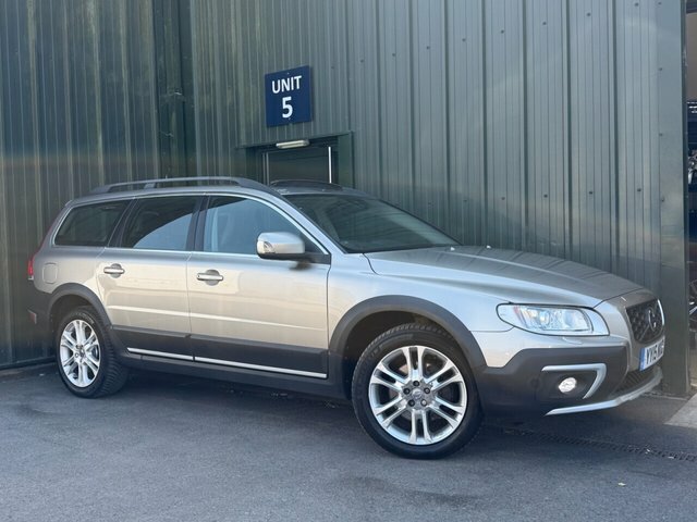 Volvo XC70 2.4 D4 Se Lux Estate Awd Euro 6 Gold
