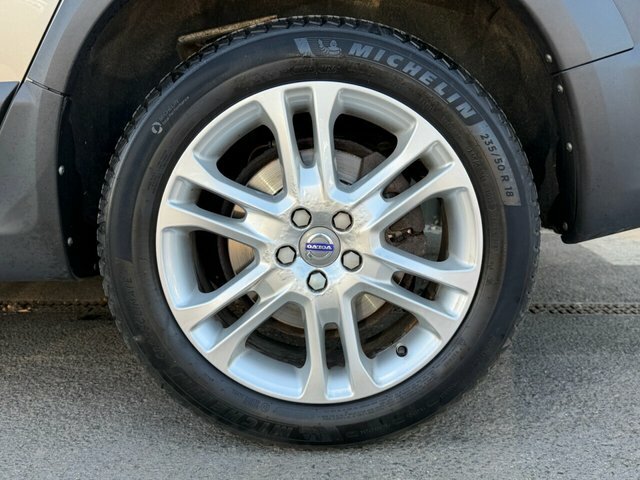 Volvo XC70 2.4 D5 Se Lux Estate Geartronic Awd Eur Black #14