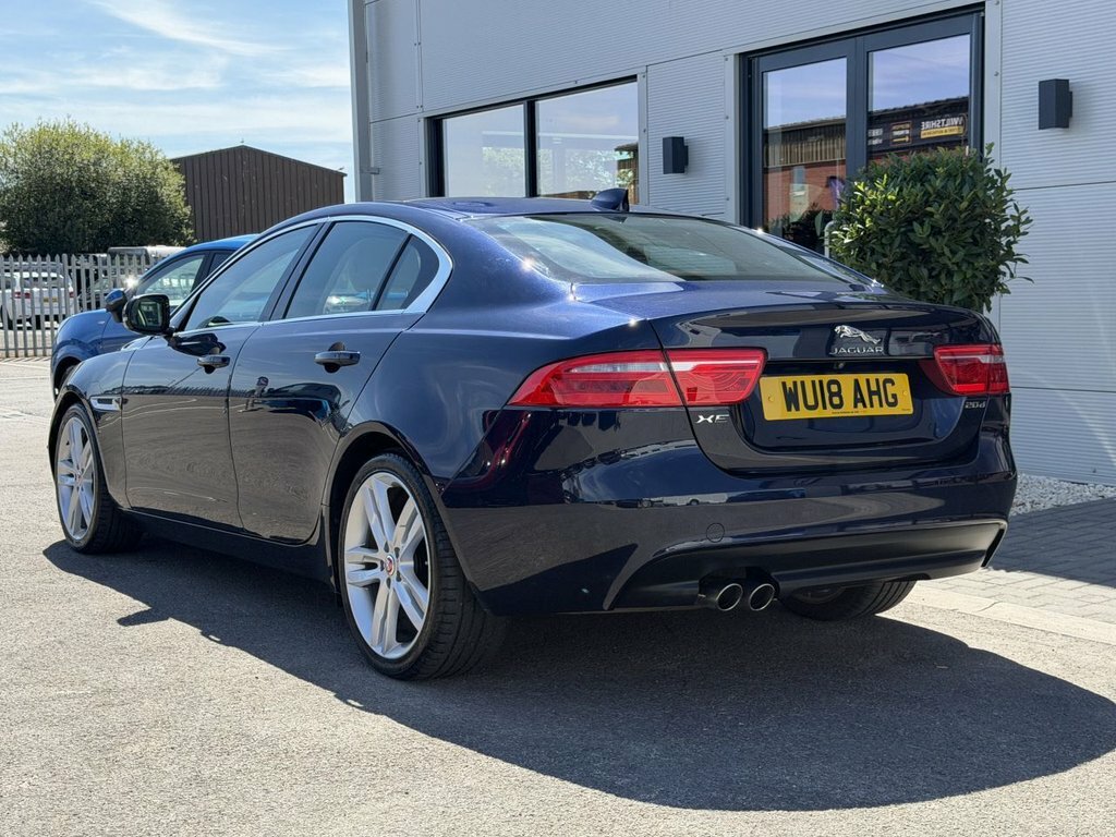 Jaguar XE 2L Portfolio Blue #4