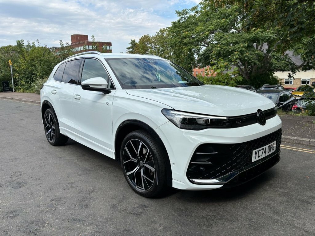 Volkswagen Tiguan 1.5L R-line White