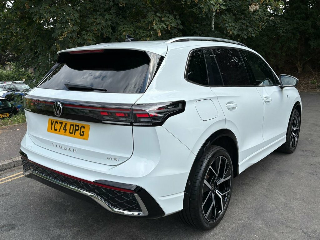 Volkswagen Tiguan 1.5L R-line YC74OPG White #4