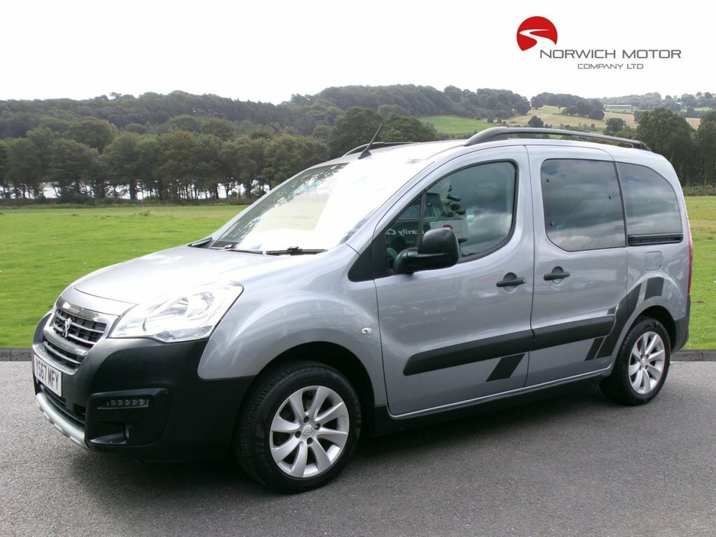 Peugeot Partner Tepee 1.6L Outdoor Grey #2
