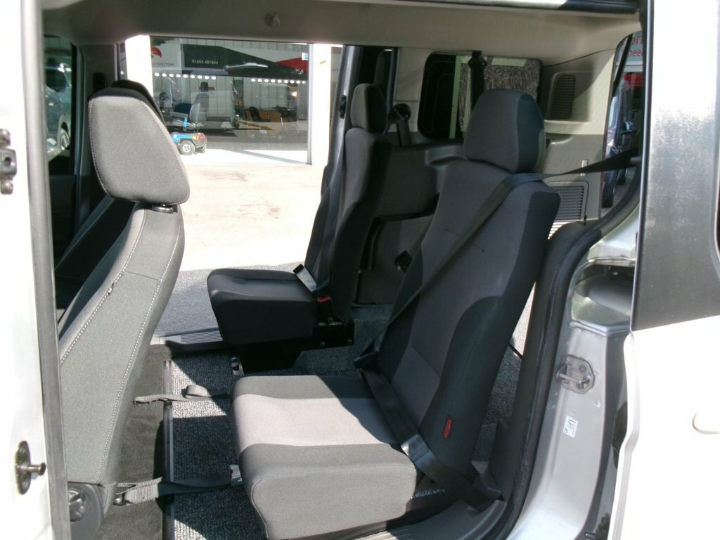 Ford Grand Tourneo Connect 1.5L Titanium Silver