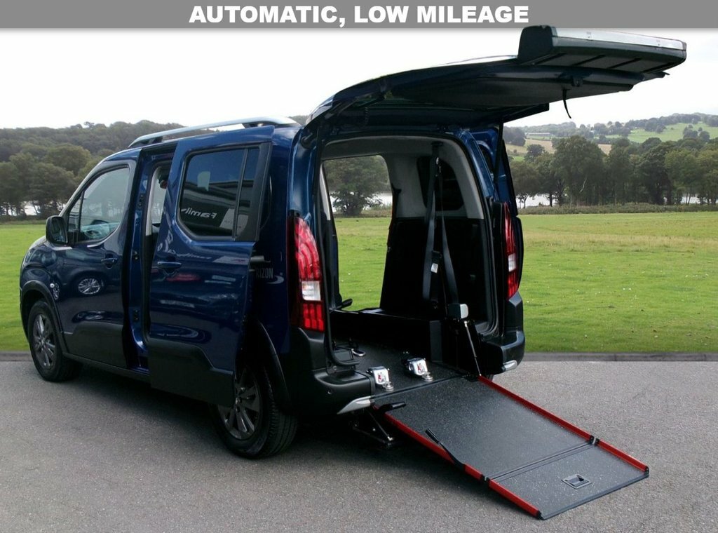 Peugeot Rifter Mpv Blue #2