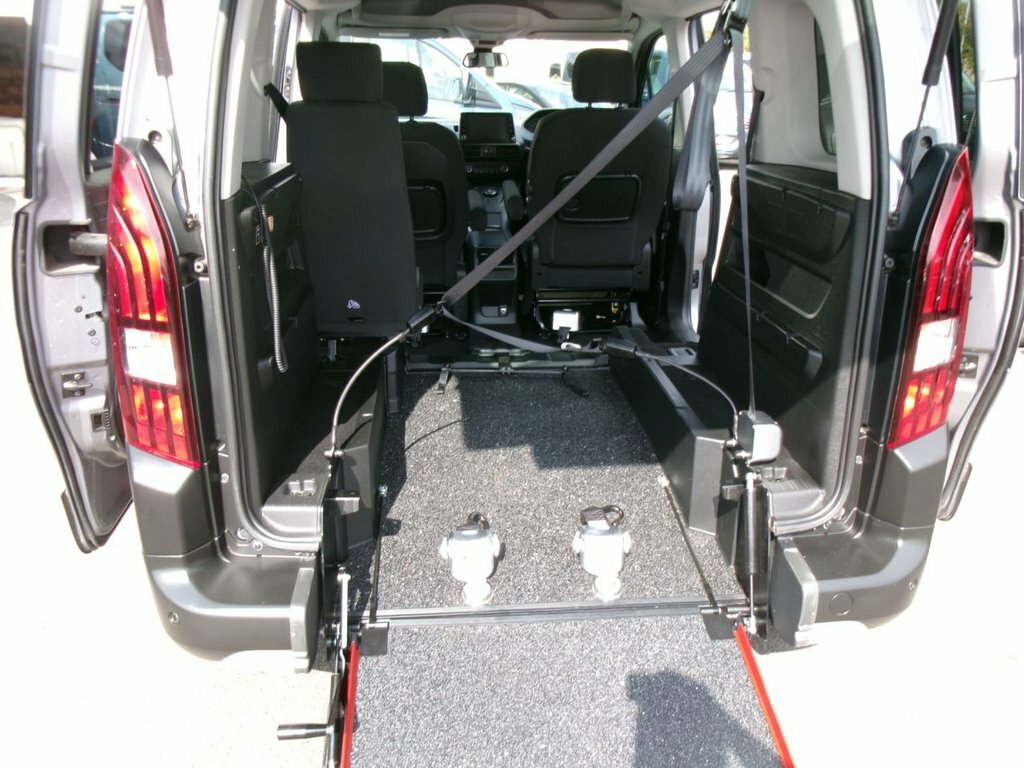 Peugeot Rifter Mpv Grey #2
