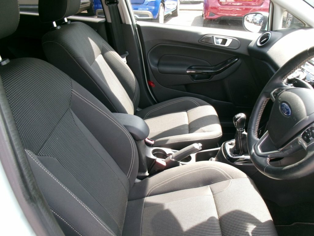 Ford Fiesta 1L Titanium Green #2