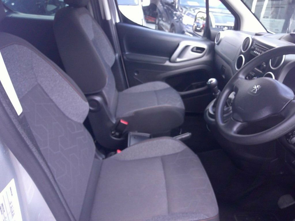 Peugeot Partner Tepee 1.6 Bluehdi Active Wav Wheelchair Accessible Silver #13