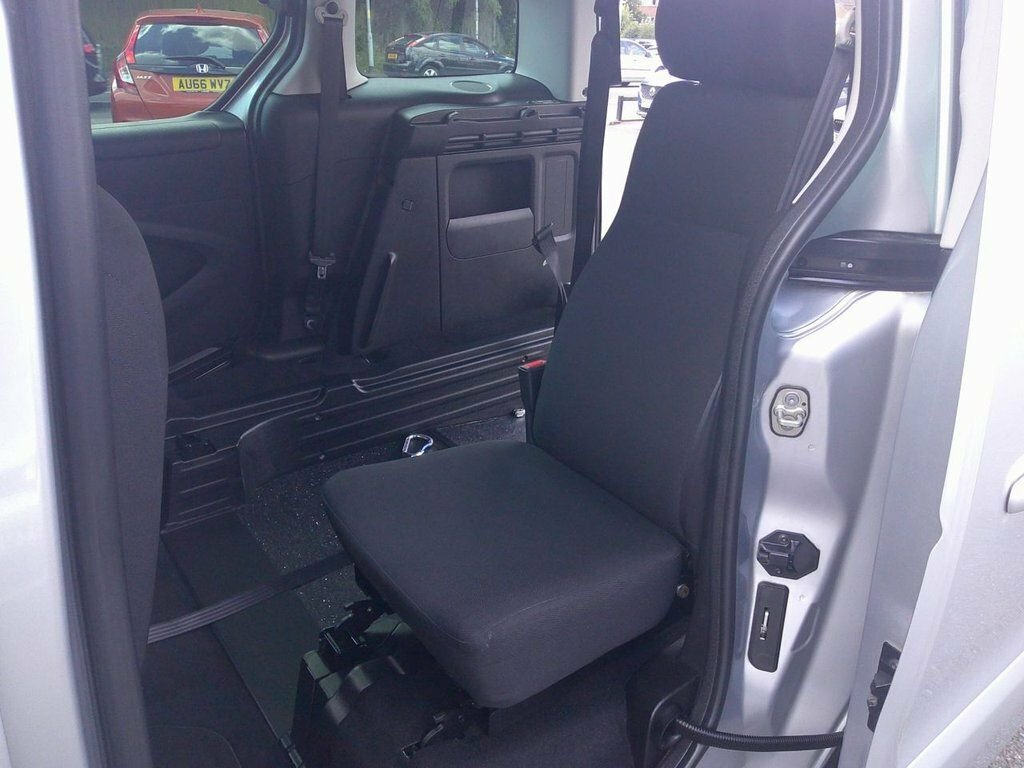 Peugeot Partner Tepee 1.6 Bluehdi Active Wav Wheelchair Accessible Silver #9