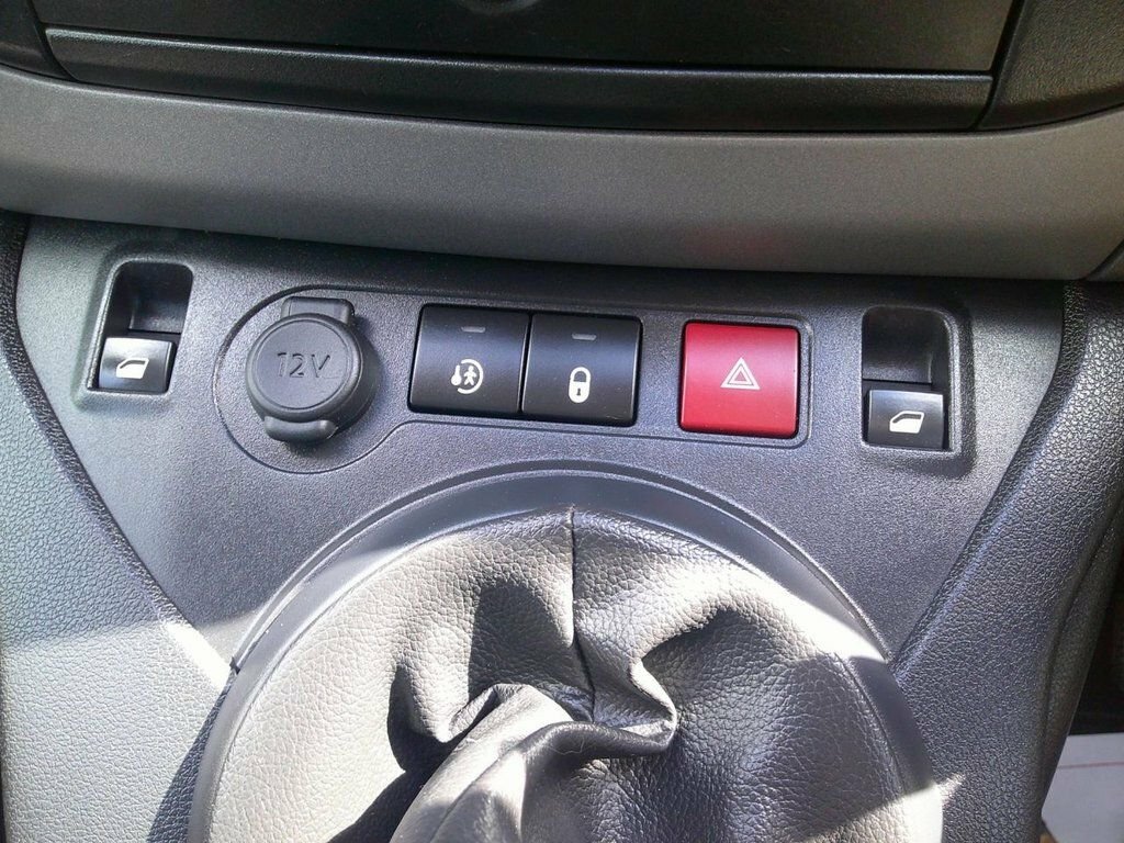 Peugeot Partner Tepee 1.6 Bluehdi Active Wav Wheelchair Accessible Silver #17