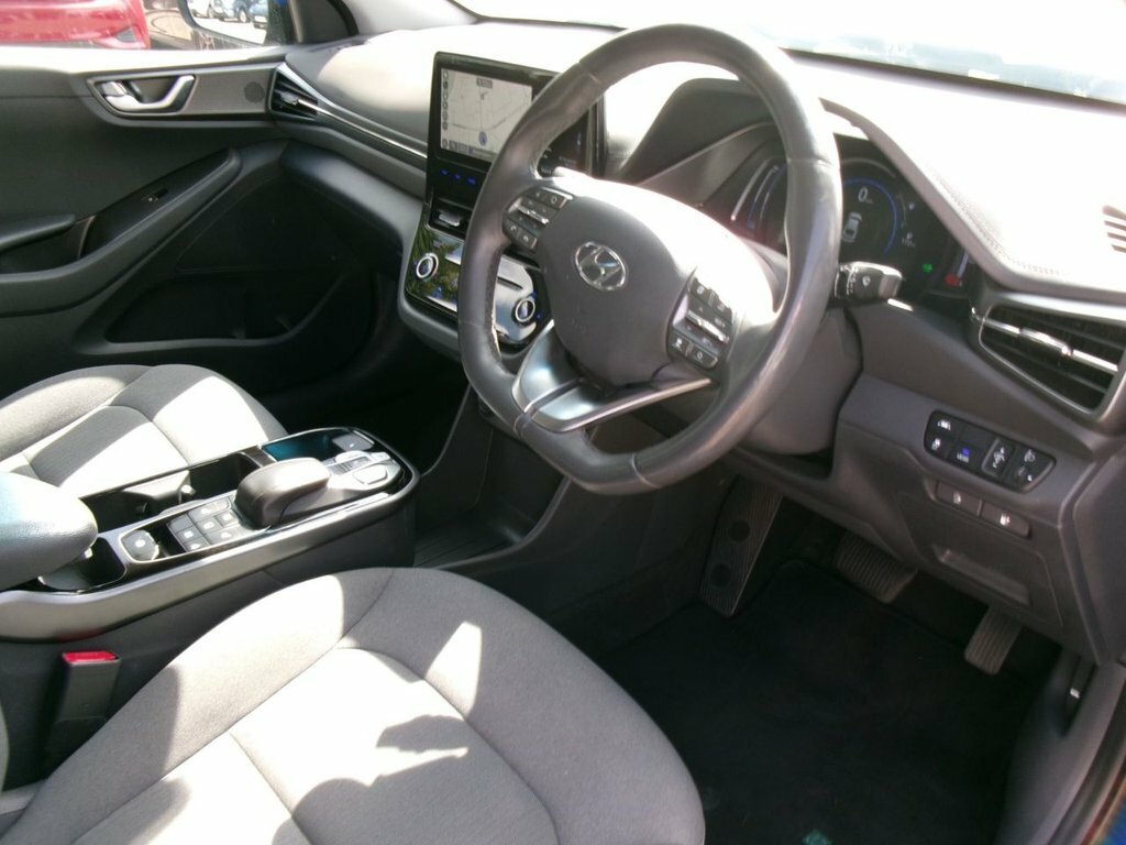 Hyundai Ioniq Hatchback Blue #4