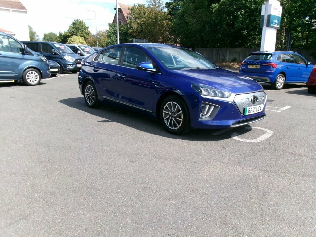 Hyundai Ioniq Hatchback Blue #3