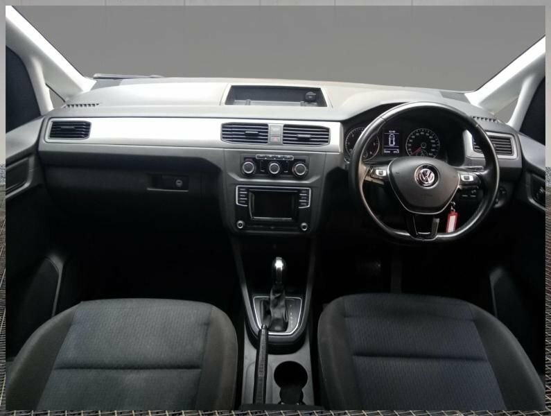 Volkswagen Caddy Maxi Life Mpv Green #5