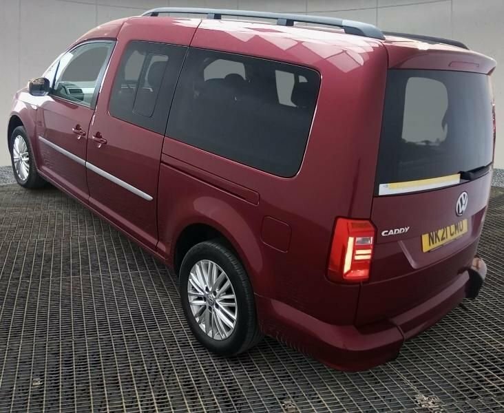 Volkswagen Caddy Maxi Mpv Red #6