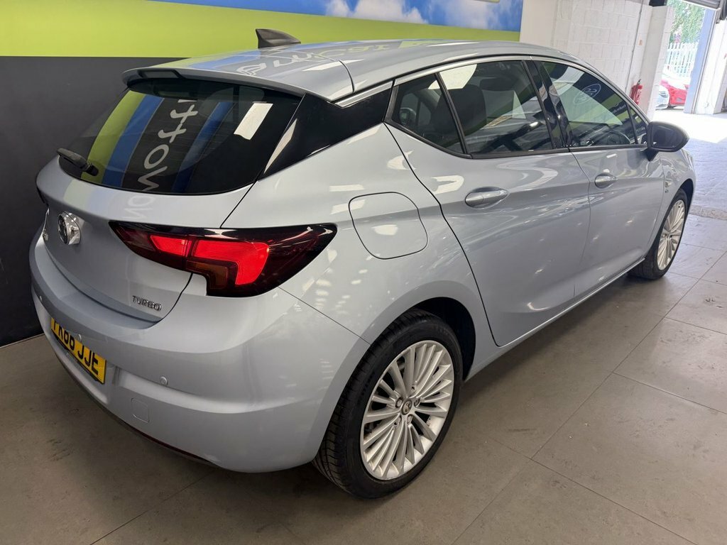 Vauxhall Astra 1.4L Elite Nav Silver #5