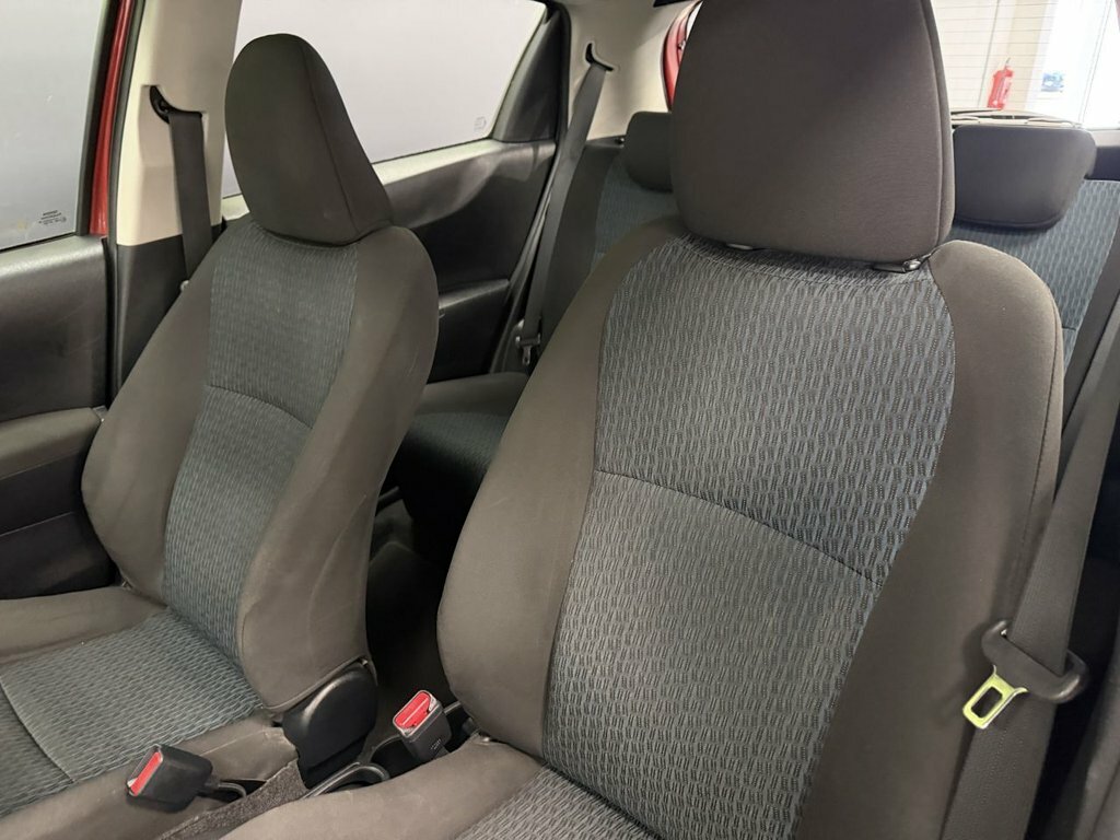 Toyota Yaris 1.33 Vvt-i Tr Multidrive S Grey #32