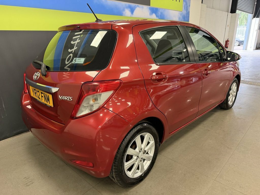 Toyota Yaris 1.3L Tr Red #5
