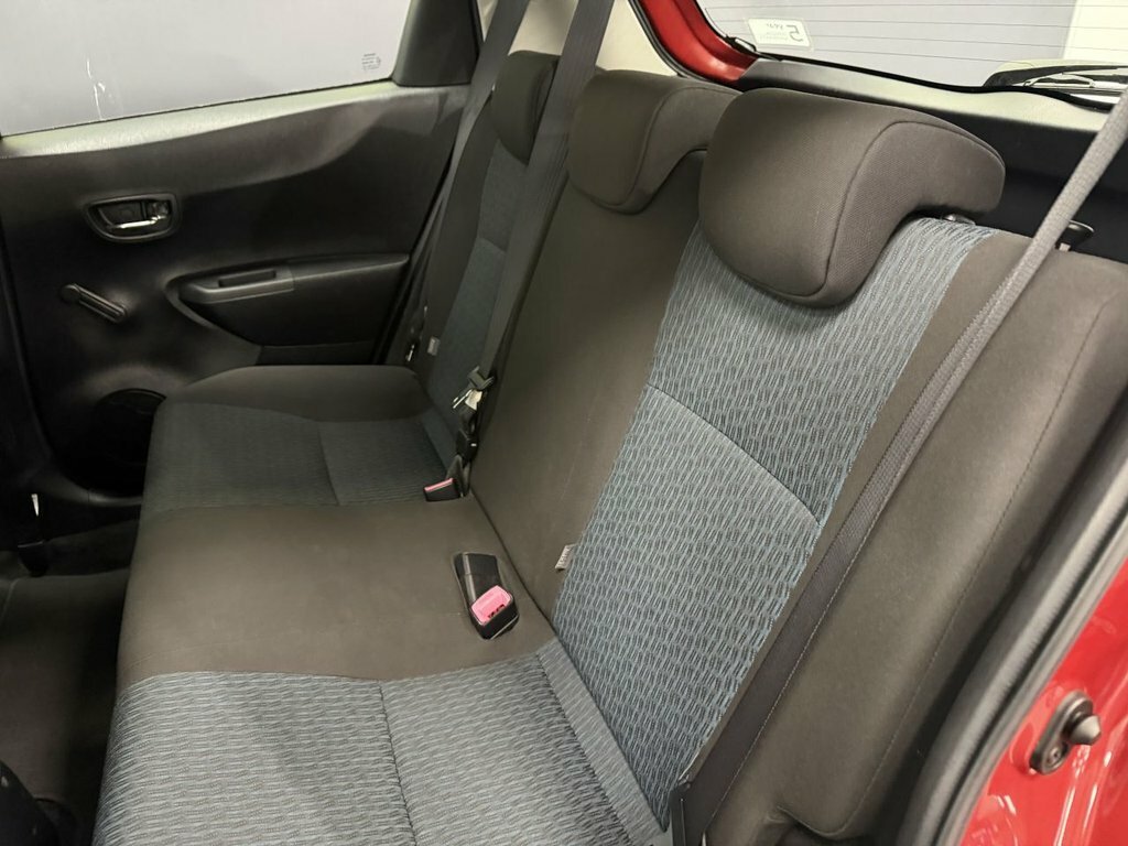 Toyota Yaris 1.33 Vvt-i Tr Multidrive S Grey #36