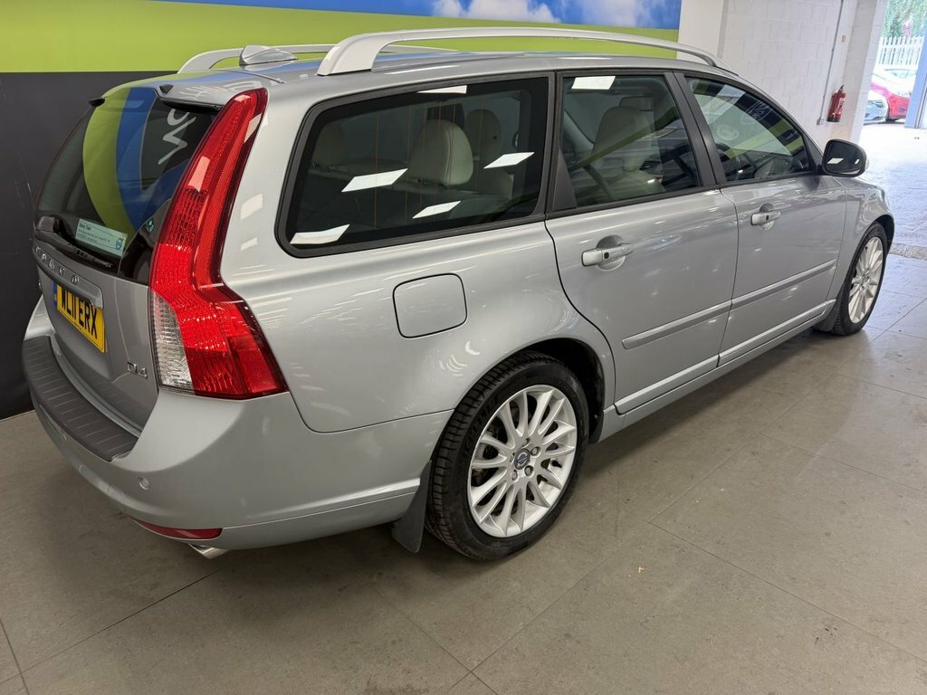Volvo V50 2L Se Lux Edition Silver #5