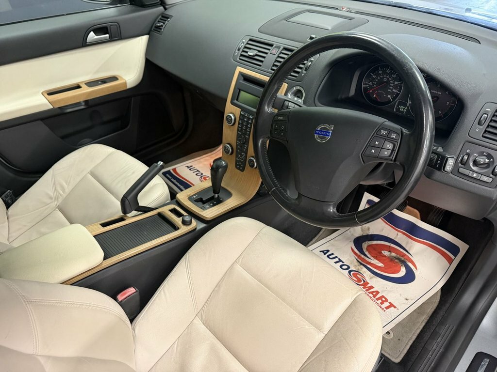 Volvo V50 Estate 2.0 D3 Se Lux Edition 201161 Blue #16