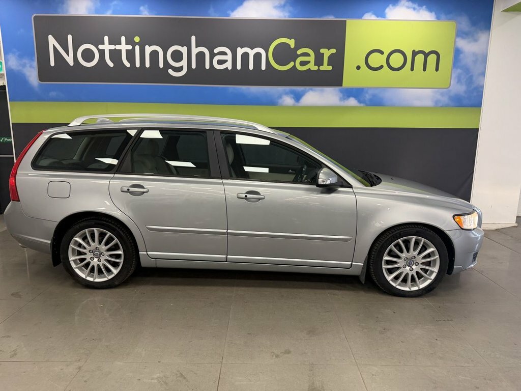 Volvo V50 2L Se Lux Edition Silver #4