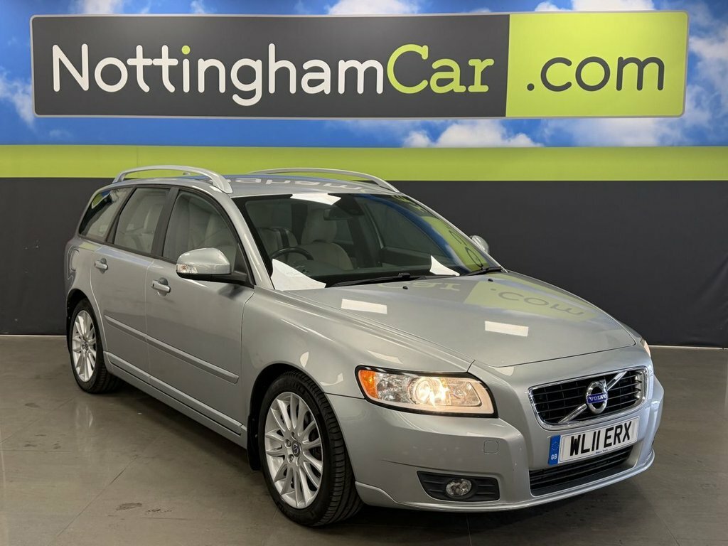 Volvo V50 2L Se Lux Edition Silver #2