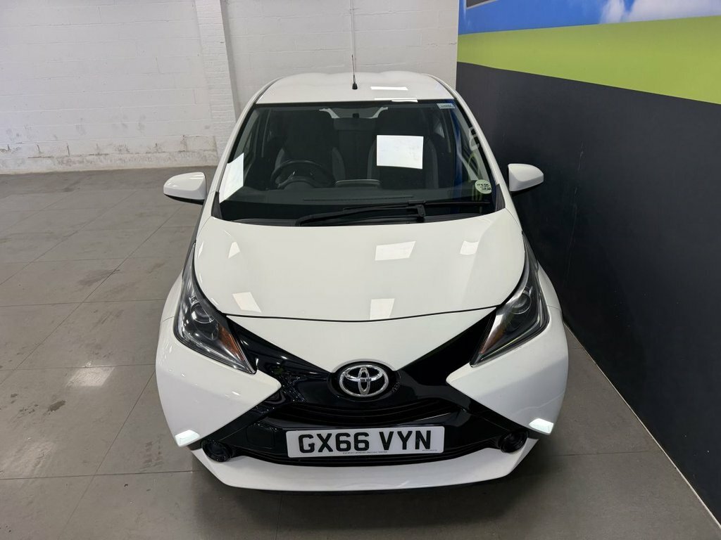 Toyota Aygo 1.0 Vvt-i X-cite 3 Yellow #11