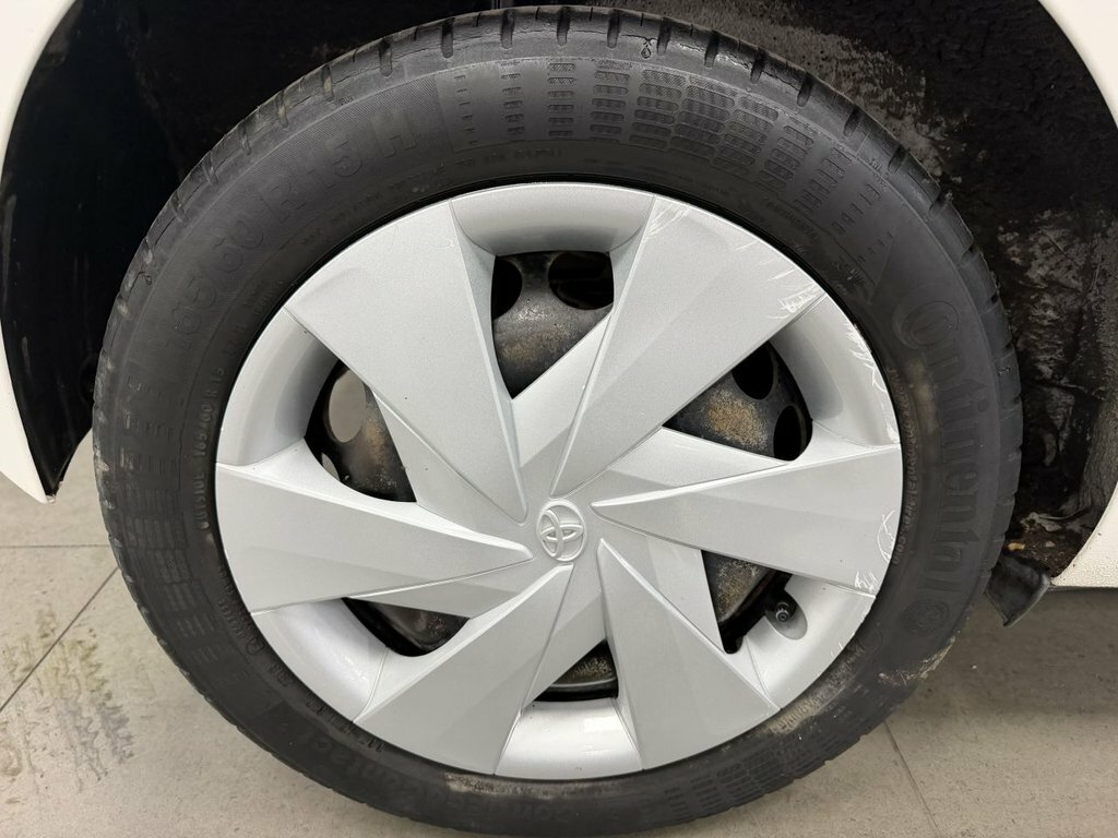 Toyota Aygo 1.0 Vvt-i X-cite 3 Yellow #36