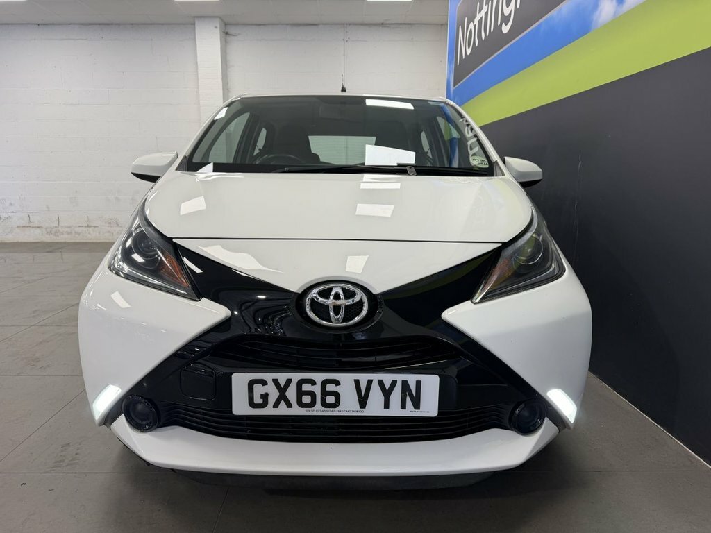 Toyota Aygo 1.0 Vvt-i X-cite 3 Yellow #10