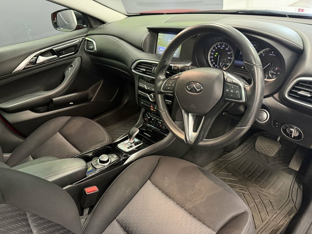 Infiniti QX30 Suv 2.2D Luxe Tech Dct Awd Euro 6 Ss 2019 Black #16
