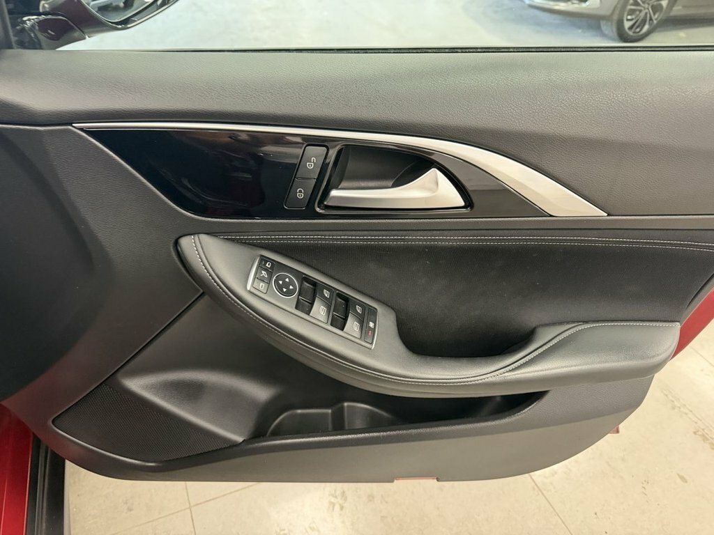 Infiniti QX30 Suv 2.2D Luxe Tech Dct Awd Euro 6 Ss 2019 Black #12