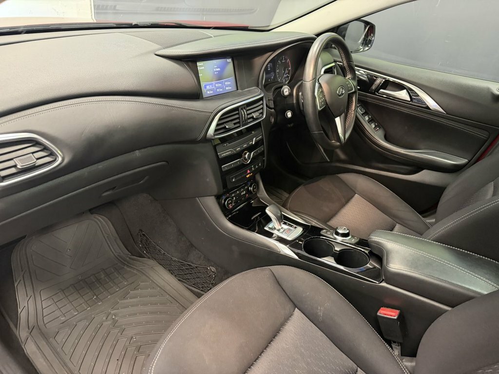 Infiniti QX30 Suv 2.2D Luxe Tech Dct Awd Euro 6 Ss 2019 Black #34