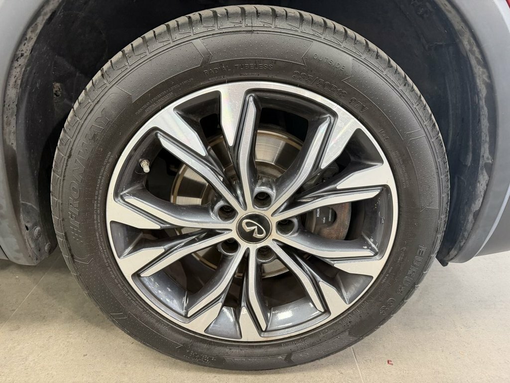 Infiniti QX30 Suv 2.2D Luxe Tech Dct Awd Euro 6 Ss 2019 Black #42