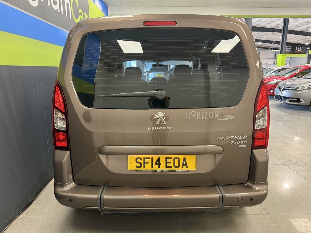 Peugeot Partner Tepee 1.6L Tepee S Brown #5