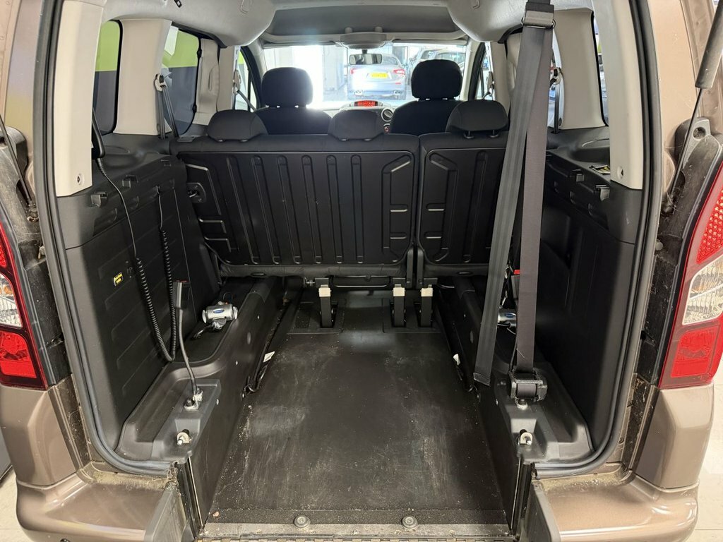 Peugeot Partner Tepee Tepee 1.6 Hdi 92 S Wav Wheelchair Accessible V Blue #7
