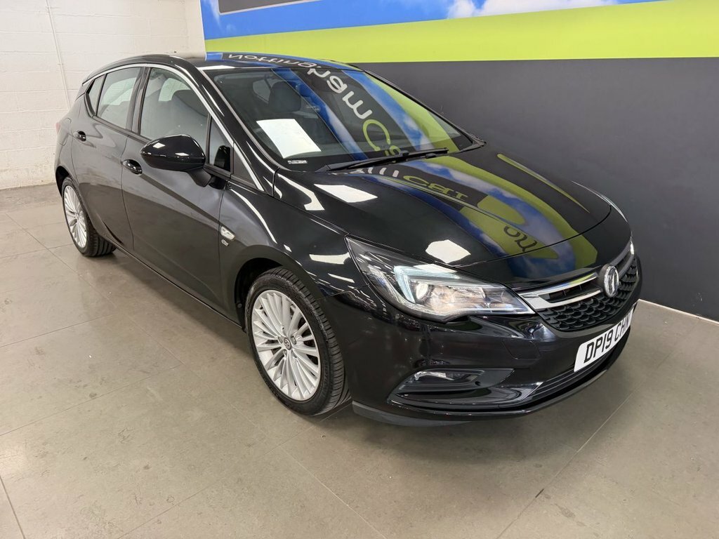 Vauxhall Astra 1.6L Elite Nav Black #2