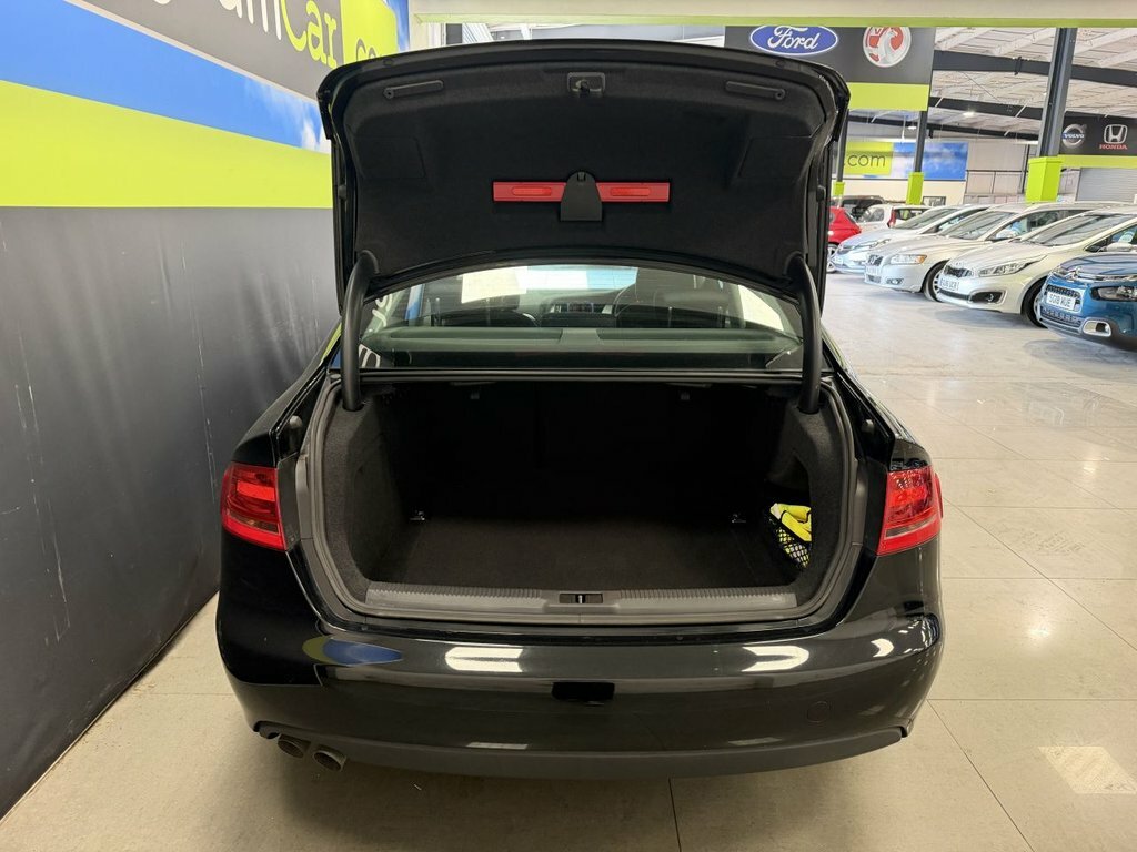 Audi A4 2L Executive Se Black #4