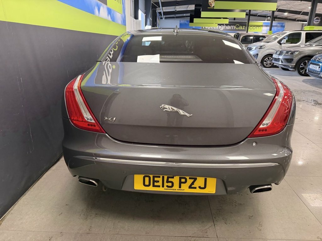 Jaguar XJ 3L Portfolio OE15PZJ Grey #6