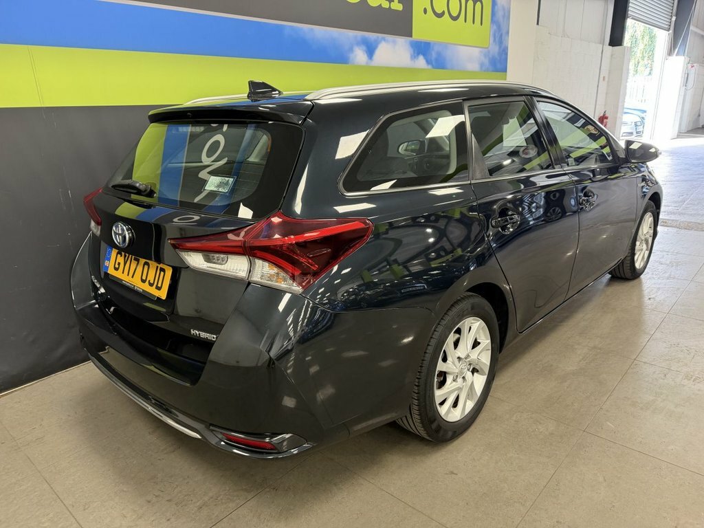 Toyota Auris 1.8L Business Edition Grey #4