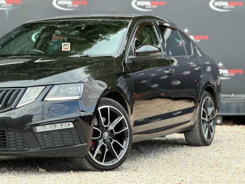 Skoda Octavia 2.0 Tdi Vrs Dsg Euro 6 Ss Black #3