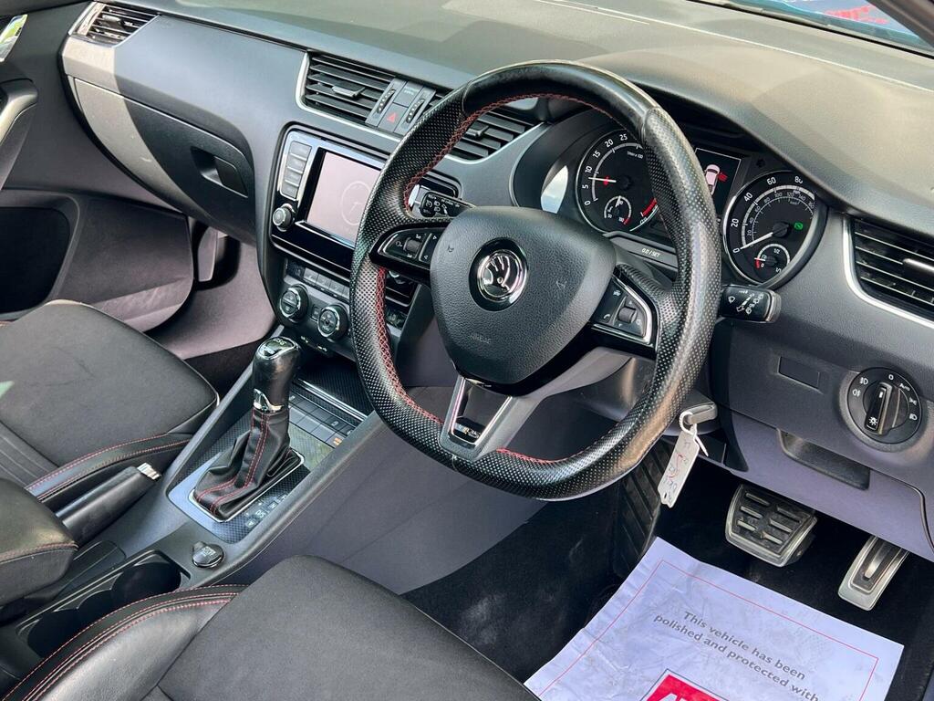 Skoda Octavia Estate 2.0 Tdi Scout 4Wd Euro 6 Ss 201666 Red #31