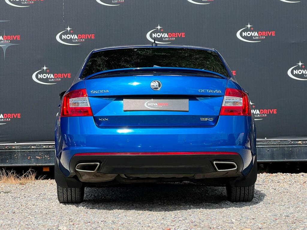 Skoda Octavia Estate 2.0 Tdi Scout 4Wd Euro 6 Ss 201666 Red #18