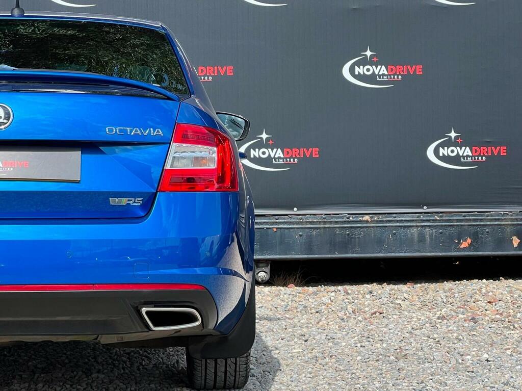 Skoda Octavia Estate 2.0 Tdi Scout 4Wd Euro 6 Ss 201666 Red #17