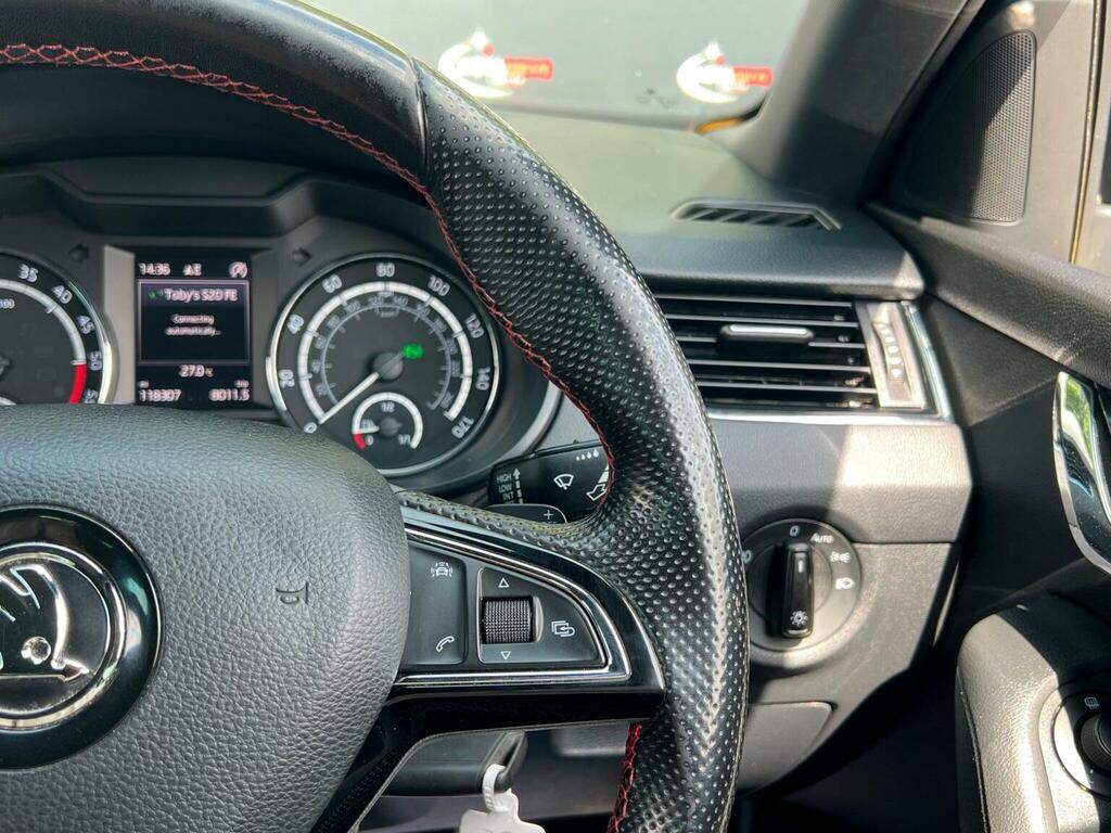 Skoda Octavia Estate 2.0 Tdi Scout 4Wd Euro 6 Ss 201666 Red #37