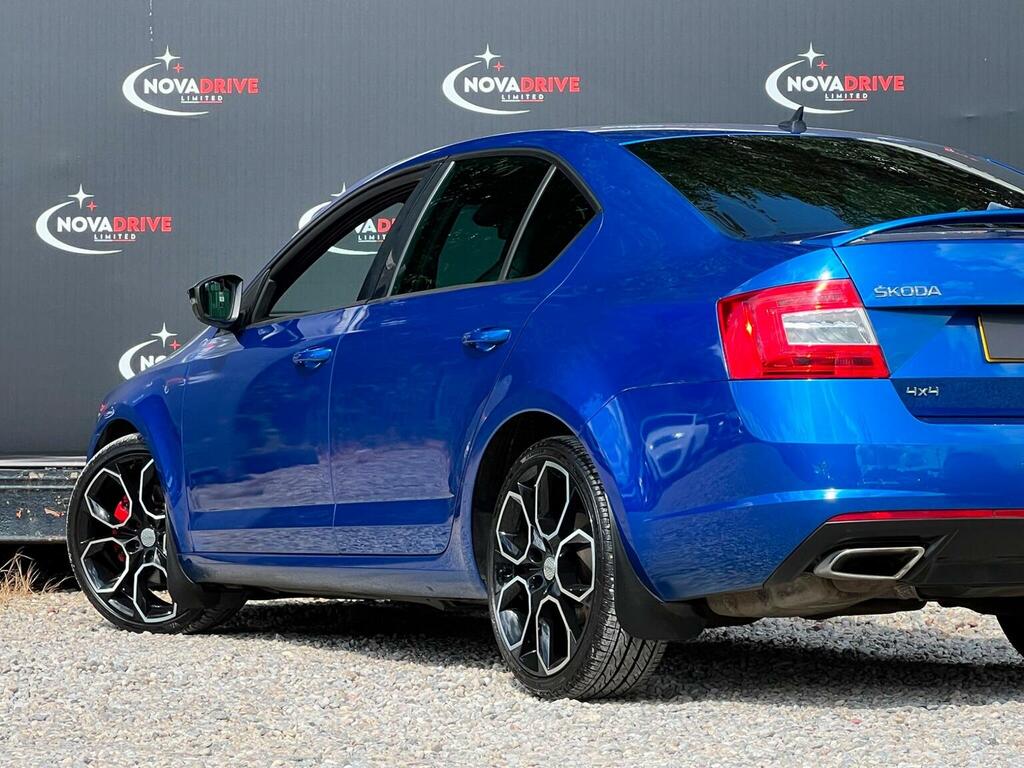 Skoda Octavia Estate 2.0 Tdi Scout 4Wd Euro 6 Ss 201666 Red #22