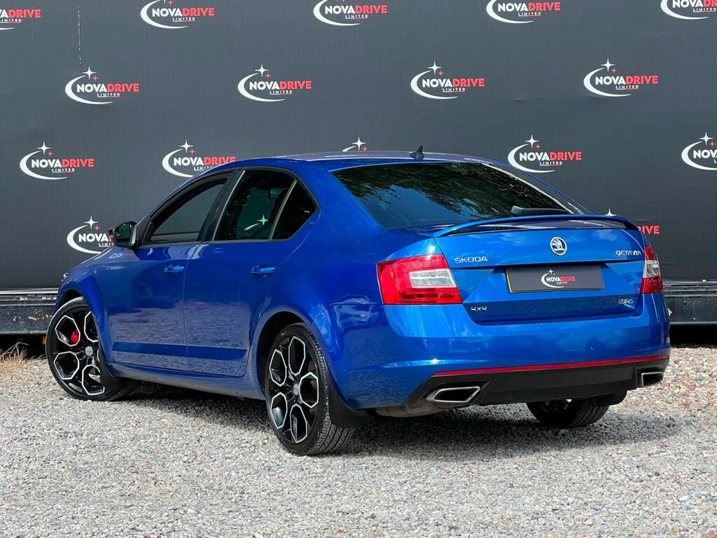Skoda Octavia Estate 2.0 Tdi Scout 4Wd Euro 6 Ss 201666 Red #19