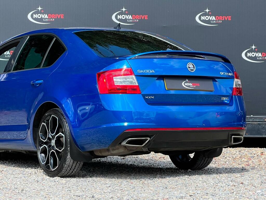 Skoda Octavia Estate 2.0 Tdi Scout 4Wd Euro 6 Ss 201666 Red #21