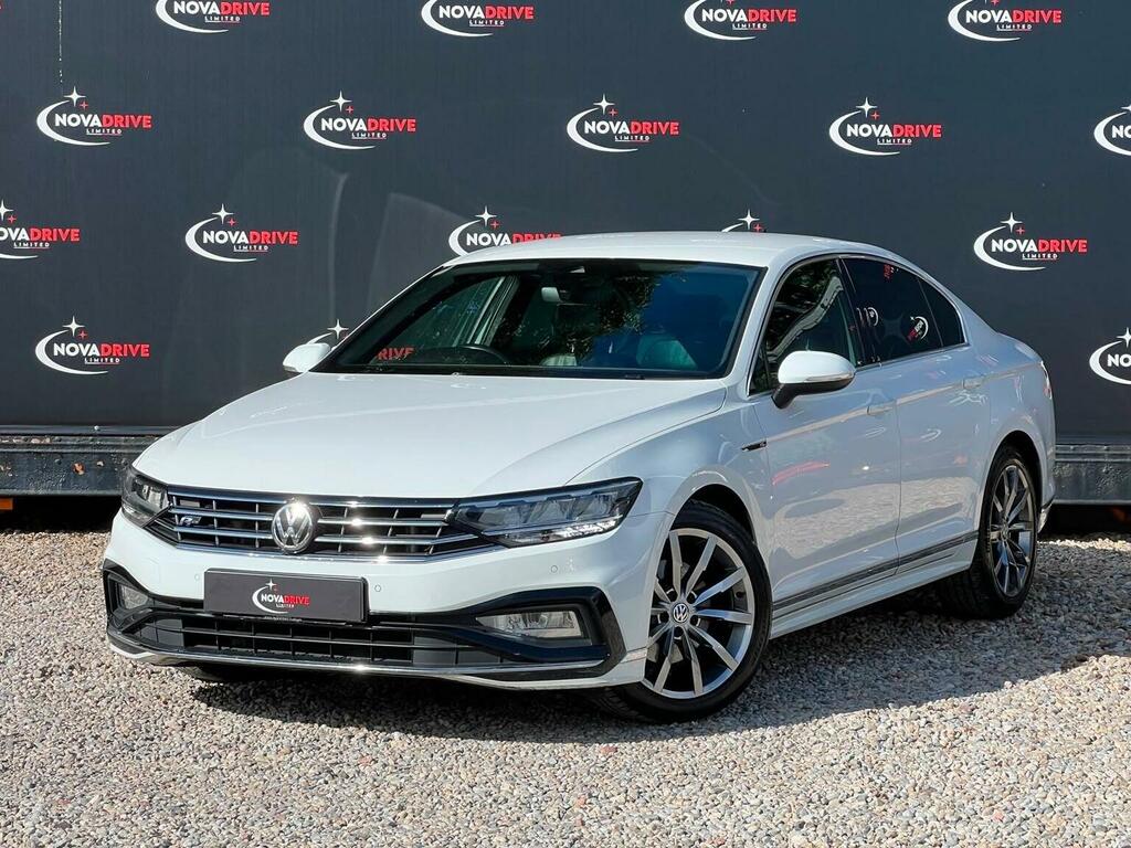 Volkswagen Passat 2.0 Tdi Evo R-line Dsg Euro 6 Ss White