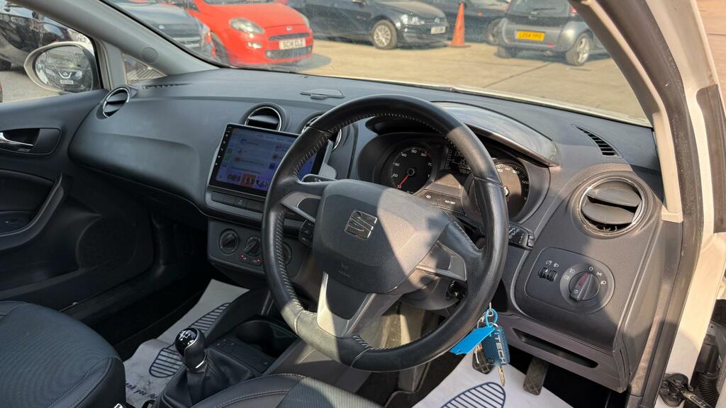 Seat Ibiza I Tech White #3