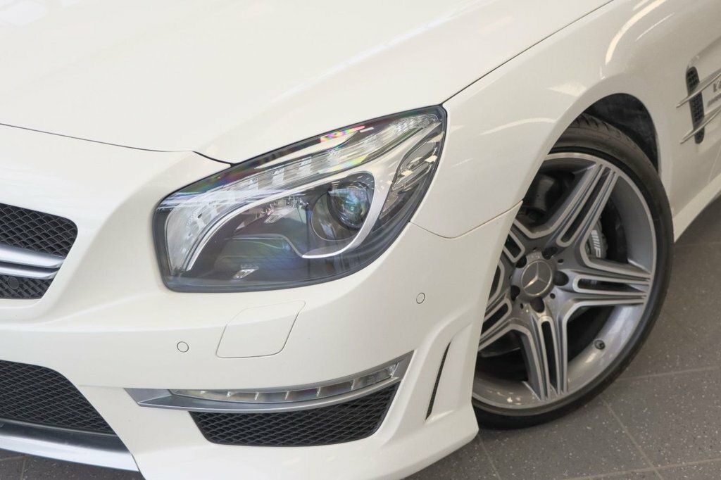 Mercedes-Benz SL Class 5.5L Amg YN13JBE White #5